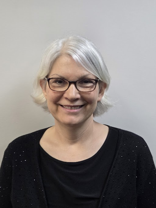 Headshot of Laura Weakland